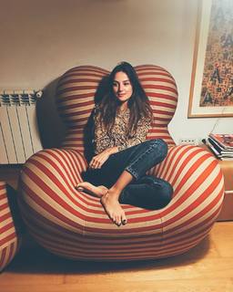 Helena Coelho feet photo 2