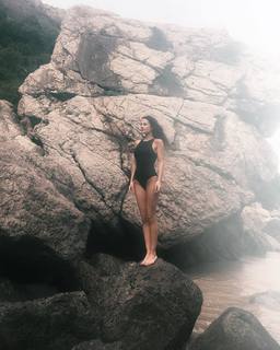 Helena Coelho feet photo 17