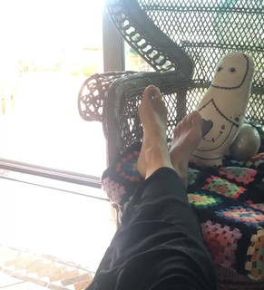Helena Coelho feet photo 13
