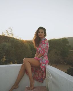 Helena Coelho feet photo 13