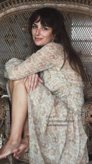Helena Coelho feet photo 12
