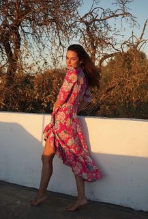 Helena Coelho feet photo 4