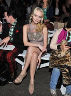 Helena Mattsson feet photo thumbnail