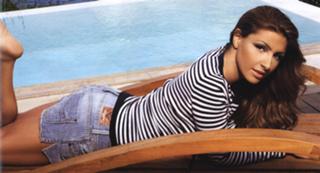 Helena Paparizou feet photo thumbnail