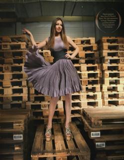 Helena Paparizou feet photo thumbnail