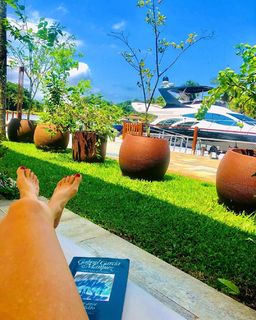 Helena Ranaldi feet photo 7