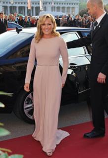 Helene Fischer feet photo thumbnail