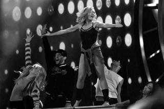 Helene Fischer feet photo thumbnail