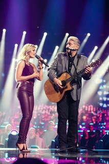 Helene Fischer feet photo thumbnail