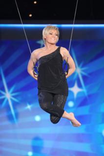 Helene Fischer feet photo thumbnail