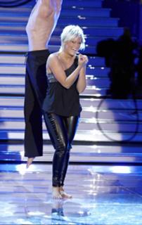 Helene Fischer feet photo thumbnail