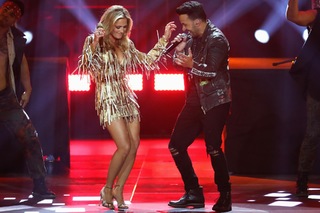 Helene Fischer feet photo thumbnail
