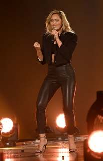 Helene Fischer feet photo thumbnail
