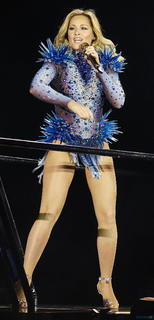 Helene Fischer feet photo thumbnail