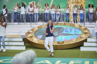 Helene Fischer feet photo thumbnail