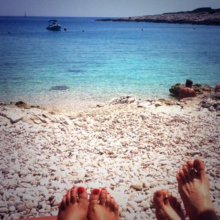 Helene Joy feet photo 13