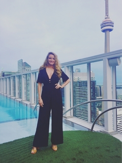 Helene Joy feet photo 10