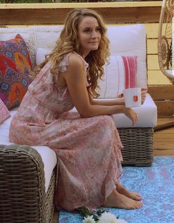 Helene Joy feet photo 17