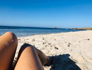 Helene Joy feet photo 7