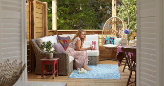 Helene Joy feet photo 5