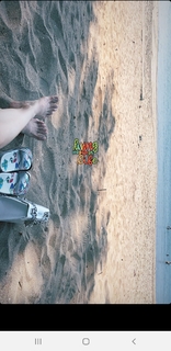 Helly Daruwala feet photo 10