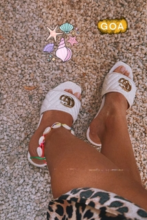 Helly Daruwala feet photo 17