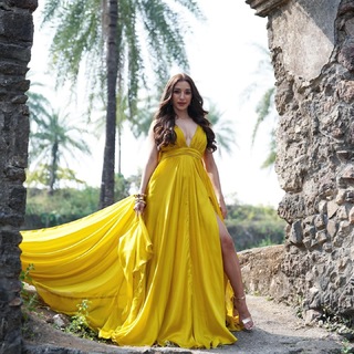 Helly Daruwala feet photo 7
