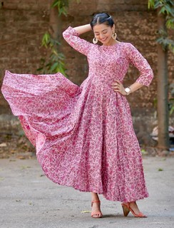 Helly Shah feet photo 2