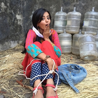Helly Shah feet photo 8
