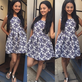 Helly Shah feet photo 7