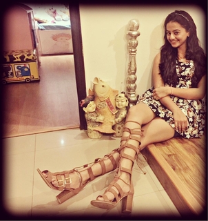 Helly Shah feet photo 20