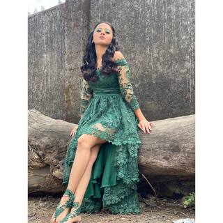 Helly Shah feet photo 2