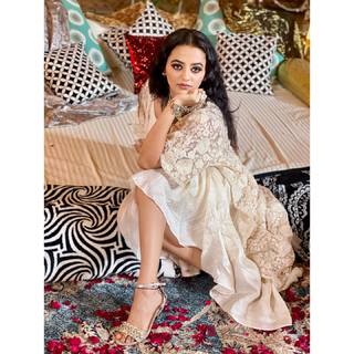 Helly Shah feet photo 19