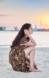 Helly Shah feet photo 12