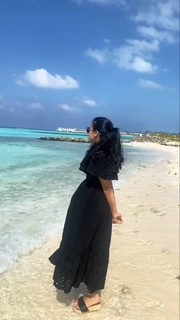 Helly Shah feet photo 4