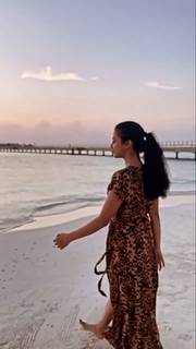 Helly Shah feet photo 3
