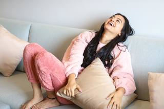Helly Shah feet photo 11