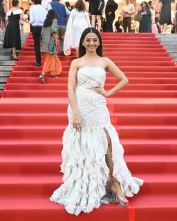 Helly Shah feet photo 15