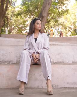 Helly Shah feet photo 17