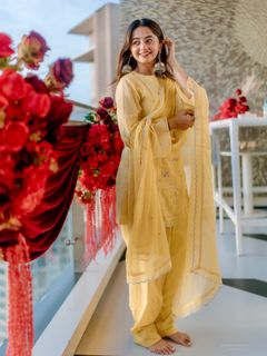 Helly Shah feet photo 15