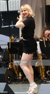 Heléne Yorke feet photo 13