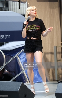 Heléne Yorke feet photo 12