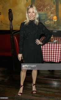 Heléne Yorke feet photo 1