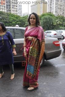 Hema Malini feet photo 5
