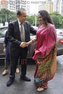 Hema Malini feet photo 4