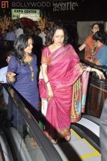 Hema Malini feet photo 2