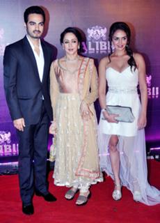 Hema Malini feet photo 14
