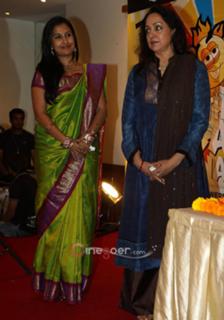 Hema Malini feet photo 15
