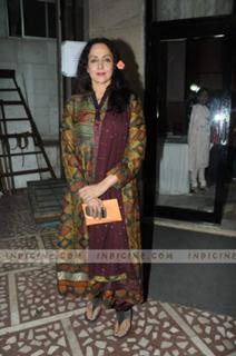 Hema Malini feet photo 2