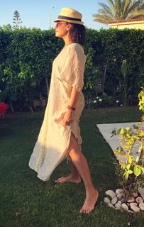 Hend Sabry feet photo thumbnail